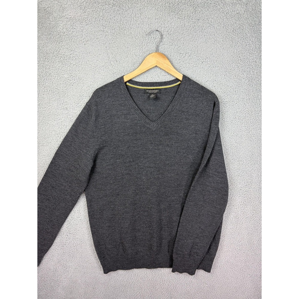 Banana Republic Sweater Mens L Gray Extra Fine Merino Wool V Neck Pullover Knit